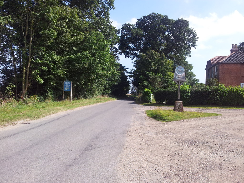 Turn Off To St Mary S Church On Blocka Helen Steed Geograph