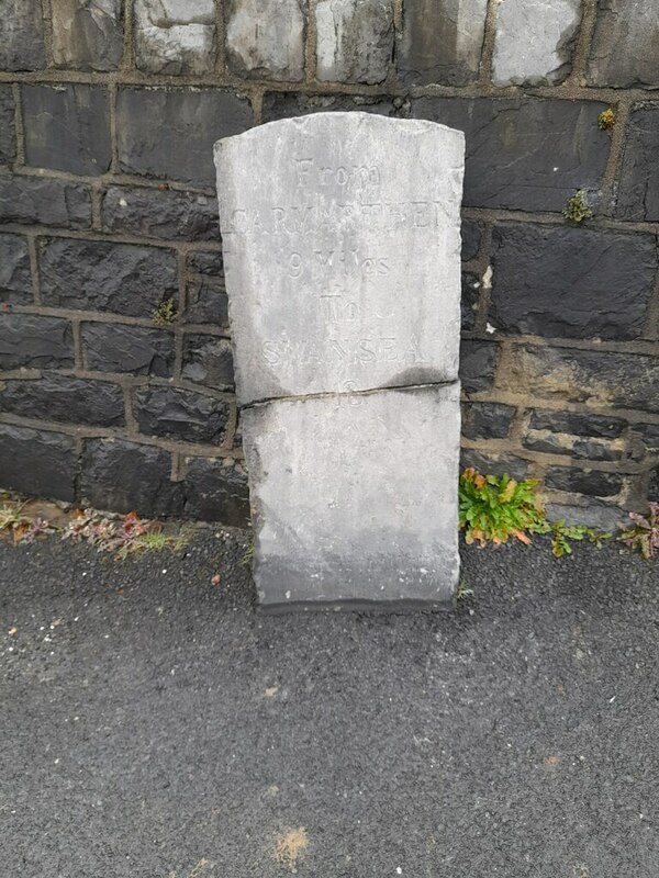 Milestone Carmarthen 9 Adrian Dust Geograph Britain And Ireland