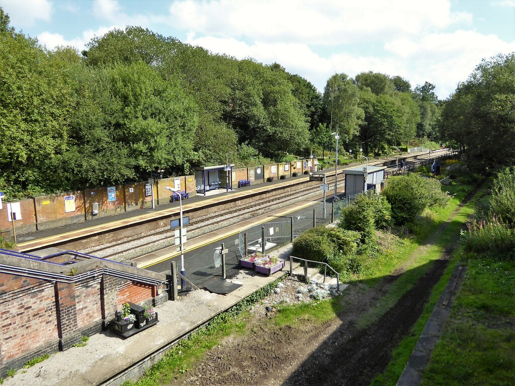 Hindley Railway Station Kevin Waterhouse Geograph Britain And Ireland