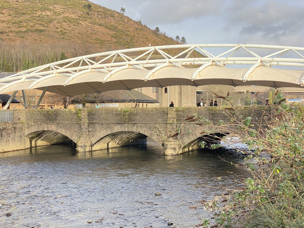 Bridge And Canopy Alan Hughes Geograph Britain And Ireland