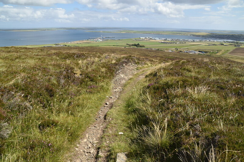 Descending Wideford Hill N Chadwick Geograph Britain And Ireland