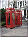 Two K2 telephone boxes next to Regent