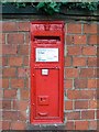 Postbox, Haygate Rd