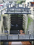 SE0623 : Tuel Lane Lock, Rochdale Canal by Alexander P Kapp