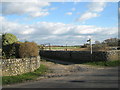 Start of footpath from The Black Horse to Ryebank Rife