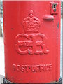 Edward VIII postbox, Robson Road / Trent Road - royal cipher