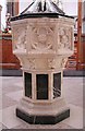 St Margaret of Antioch, Windsor Street, Uxbridge UB8 - Font