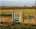 Calcutt House farm, kissing gate