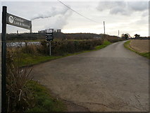 SK5031 : Road to Cranfleet Lock by Andy Jamieson
