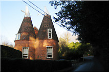 TQ6130 : Oast House at Newhouse Farm, Tidebrook, East Sussex by Oast House Archive