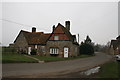 Cottages on a bend in Garford