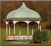 NT0987 : Bandstand in Dunfermline Public Park by Paul McIlroy