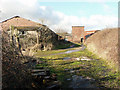 Farm buildings off lane to Pendoylan