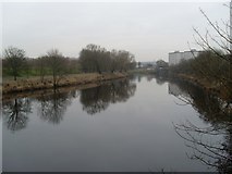 NS5963 : River Clyde from Ballater Street by Stephen Sweeney