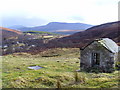 NC8923 : Old bothy at Learable by sylvia duckworth