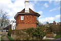 An Octagonal building (Crossways), Gracious St, Selborne