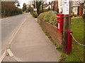 SU0908 : Verwood: postbox № BH31 17, Ringwood Road by Chris Downer