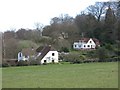 Houses near Knoll Farm