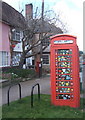 Decorated telephone box, Debenham