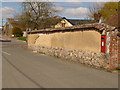 Winterbourne Stoke: postbox № SP3 213, Church Street