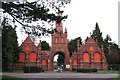 Brandwood End Cemetery, entrance and mortuary chapels