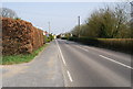 A265 coming into Burwash Weald