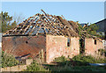 Ruined barn, Broadwell