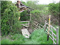 Footbridge near Elvey Farm