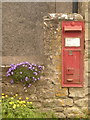 Milton Clevedon: Victorian postbox