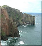 HU3087 : Sea cliffs on the west of Lang Clodie Wick by Tim Harrison
