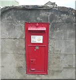SE1010 : Victorian letter box, Meltham Mills Road, Meltham by Humphrey Bolton
