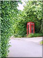 Telephone box, Upper Farringdon