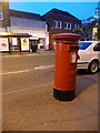 Christchurch: postbox № BH23 100, High Street