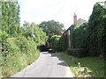 Approaching Town Green Farm in Kings Lane