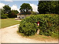 Dewlish: postbox № DT2 186, Chebbard Farm