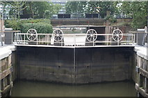TQ2877 : Grosvenor Canal, London by Peter Trimming