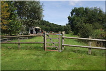 SO6133 : Footpath stile at Court Farm, Sollers Hope by Roger Davies