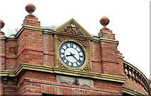 J3774 : Clock, east Belfast by Albert Bridge