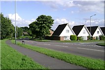 SP2866 : Junction of Primrose Hill and Woodloes Avenue North, Warwick by Robin Stott