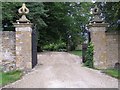SP2143 : Entrance, The Manor, Ilmington by Kenneth  Allen