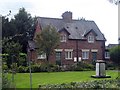 Almshouses 5-6, Fountain Close