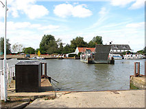 TG4001 : The ferry at Reedham by Evelyn Simak