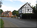 Pembroke House Inn - Side View