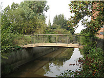 TQ3875 : Footbridge to nowhere by Stephen Craven