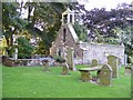 Quothquan church ruins and churchyard