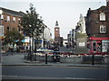 Robert Burns statue and High Street beyond.