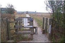 TR1264 : Gate on the Crab and Winkle Way Cyclepath by David Anstiss