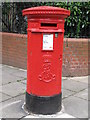 Edward VII postbox, Lissenden Gardens, NW5