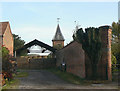 Entrance to Hall Farm, Hoveringham