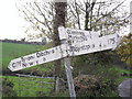 J0337 : Finger post at Corcrum by Dean Molyneaux